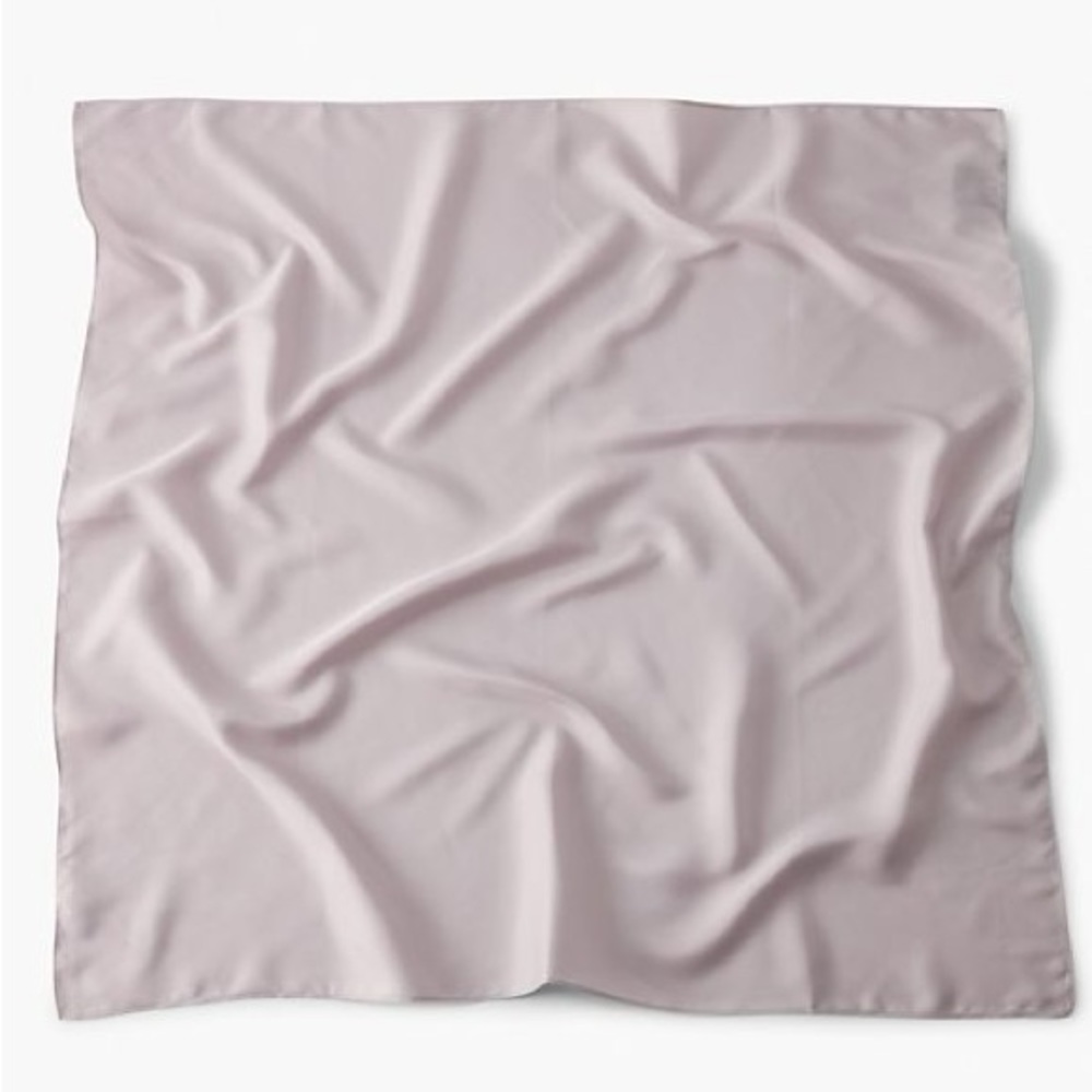 Aritzia// Sunday Best Cline Scarf